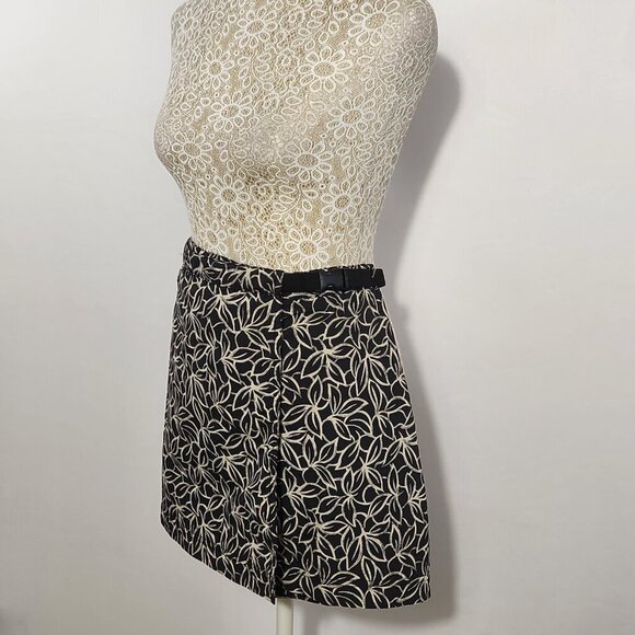 Eddie Bauer Women's Size L Black White Floral Nylon Mini Wrap Golf Skirt Sport - Picture 4 of 12